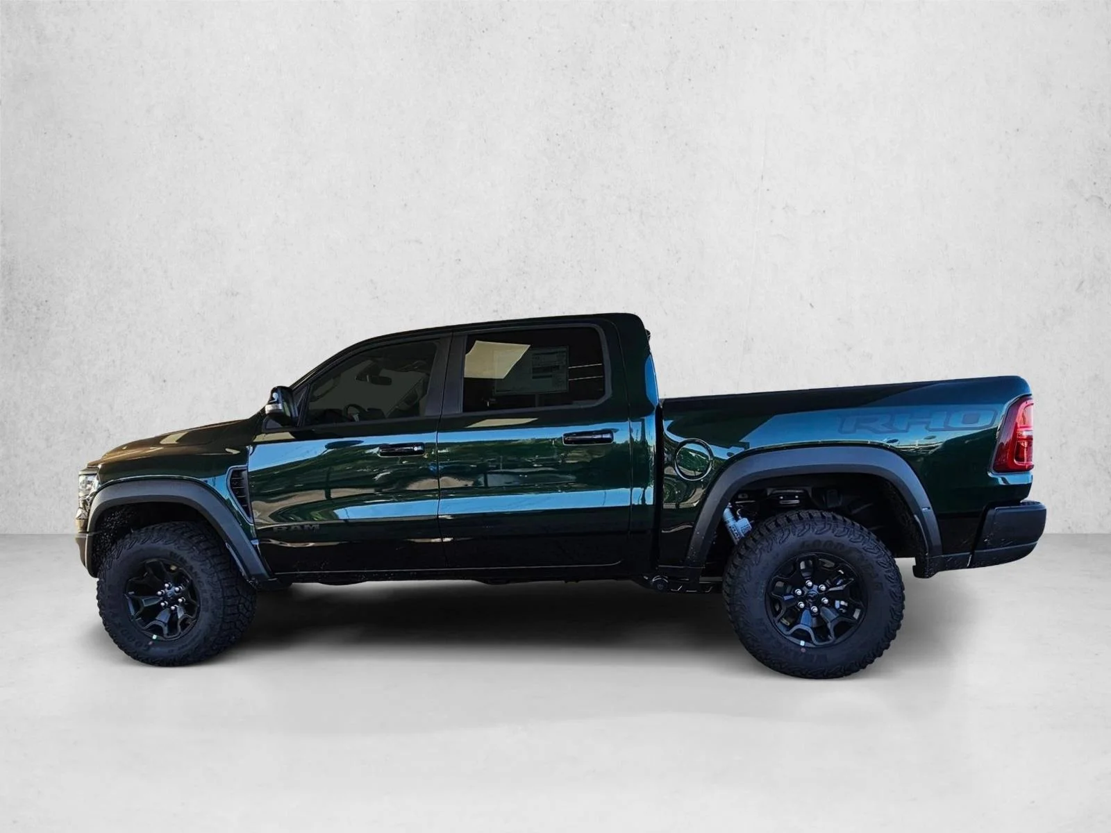 New 2026 Serrano-Green Metallic Exterior Paint RAM RHO image 5