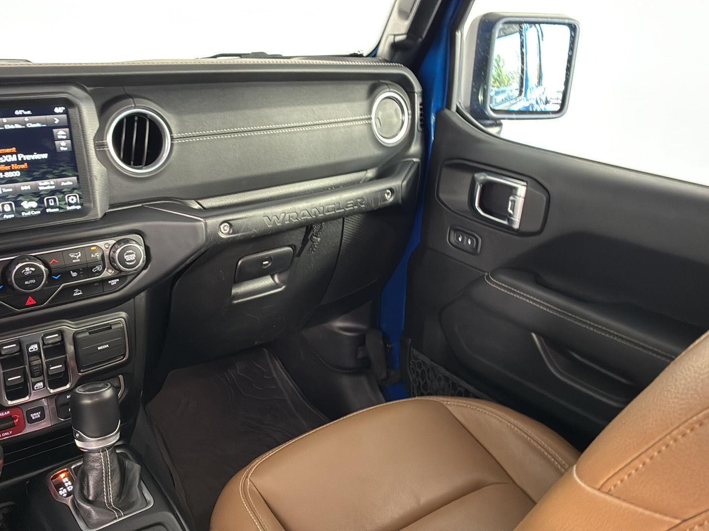 Used 2021 Hydro Blue Pearlcoat Jeep Unlimited Rubicon image 21