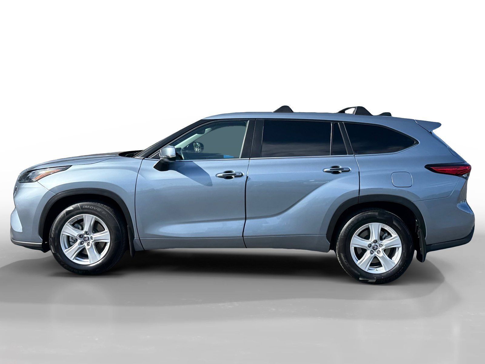 Used 2023 Moon Dust Toyota LE image 2