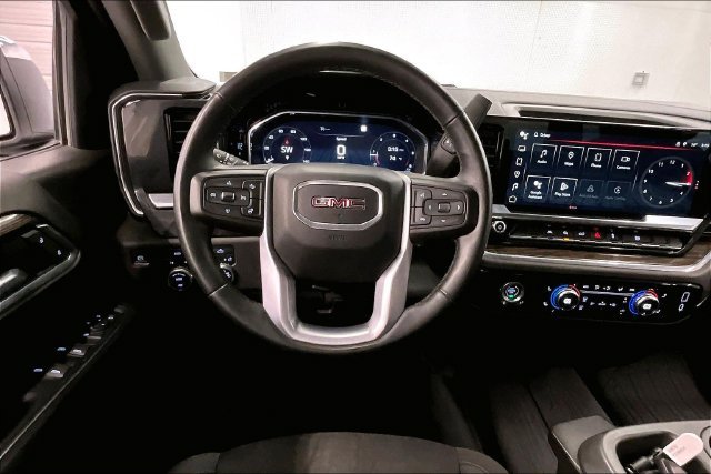 Used 2023 Summit White GMC SLE image 6