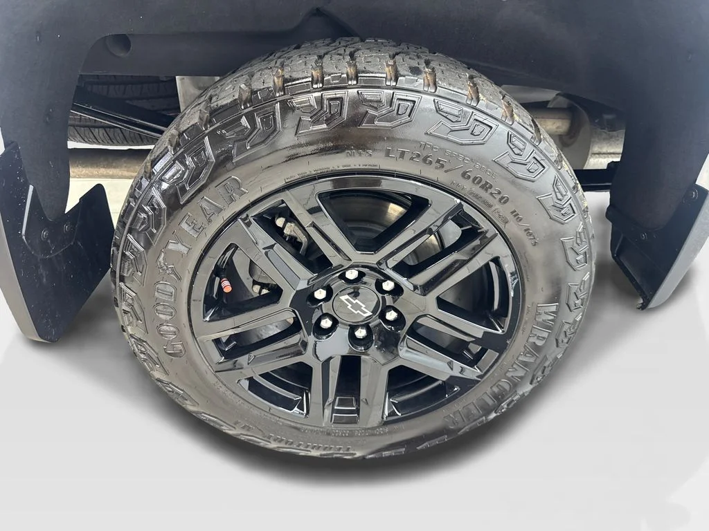 Used 2024 White Chevrolet Custom Trail Boss image 86