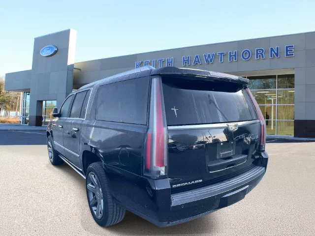 Used 2018 Black Raven Cadillac Premium image 5