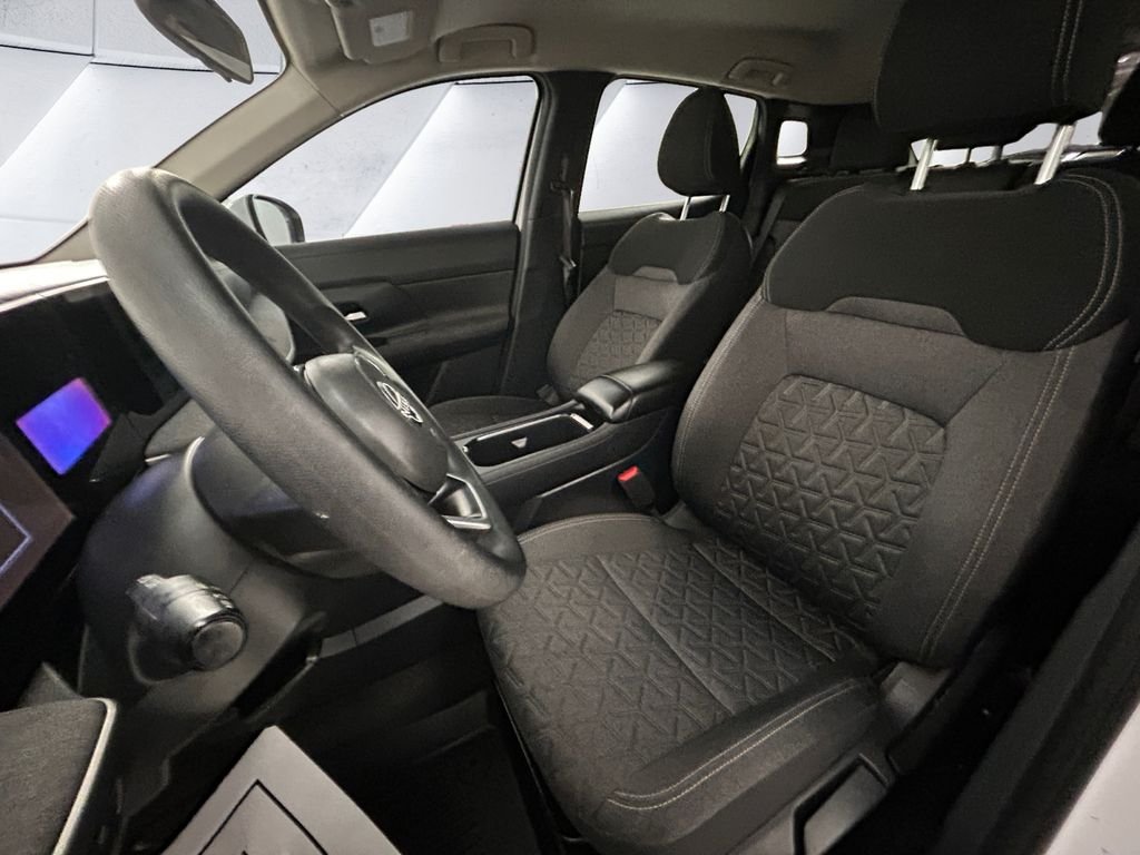 Used 2025 White Nissan SV image 8