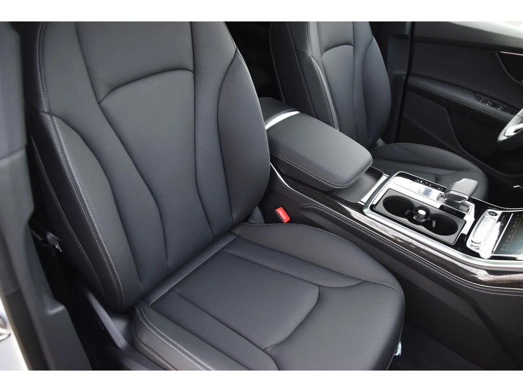 New 2026 Glacier White Metallic Audi Premium Plus image 28