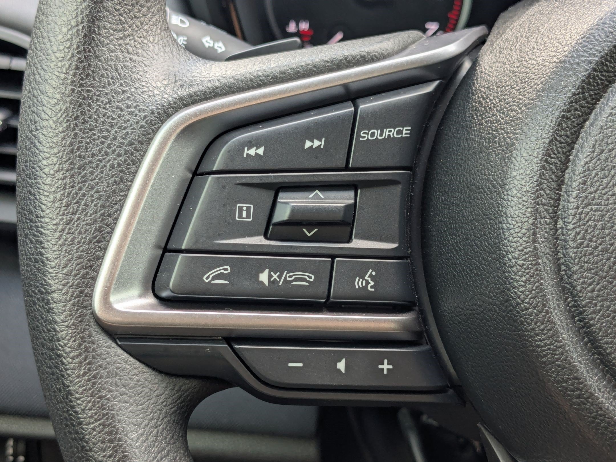 Used 2024 Ice Silver Metallic Subaru Base image 18