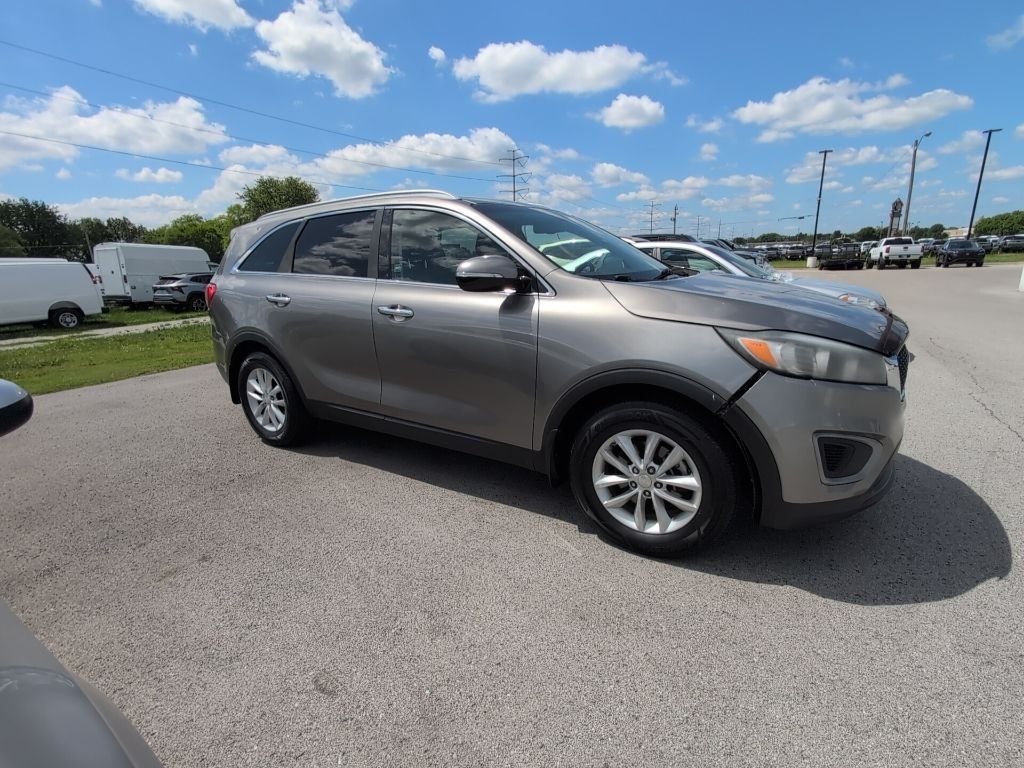 Used 2016 Kia Sorento LX with VIN 5XYPG4A37GG137483 for sale in Clarksville, IN
