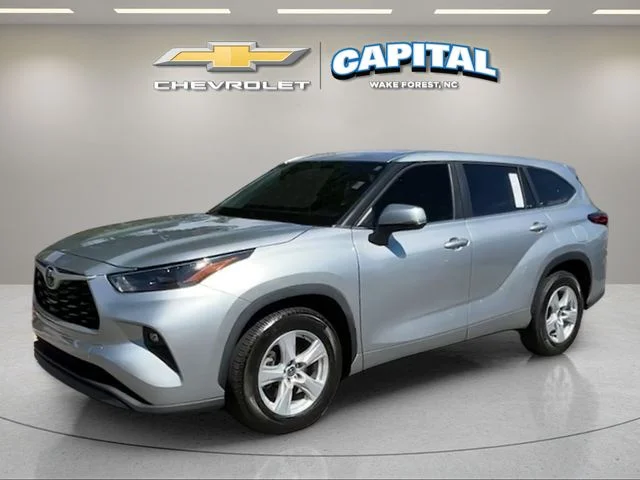 2023 Toyota Highlander LE