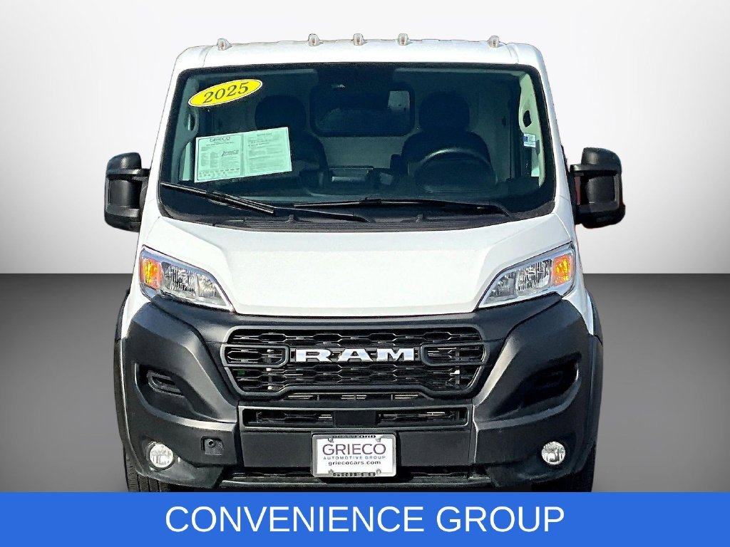 Used 2025 White Ram Base image 2