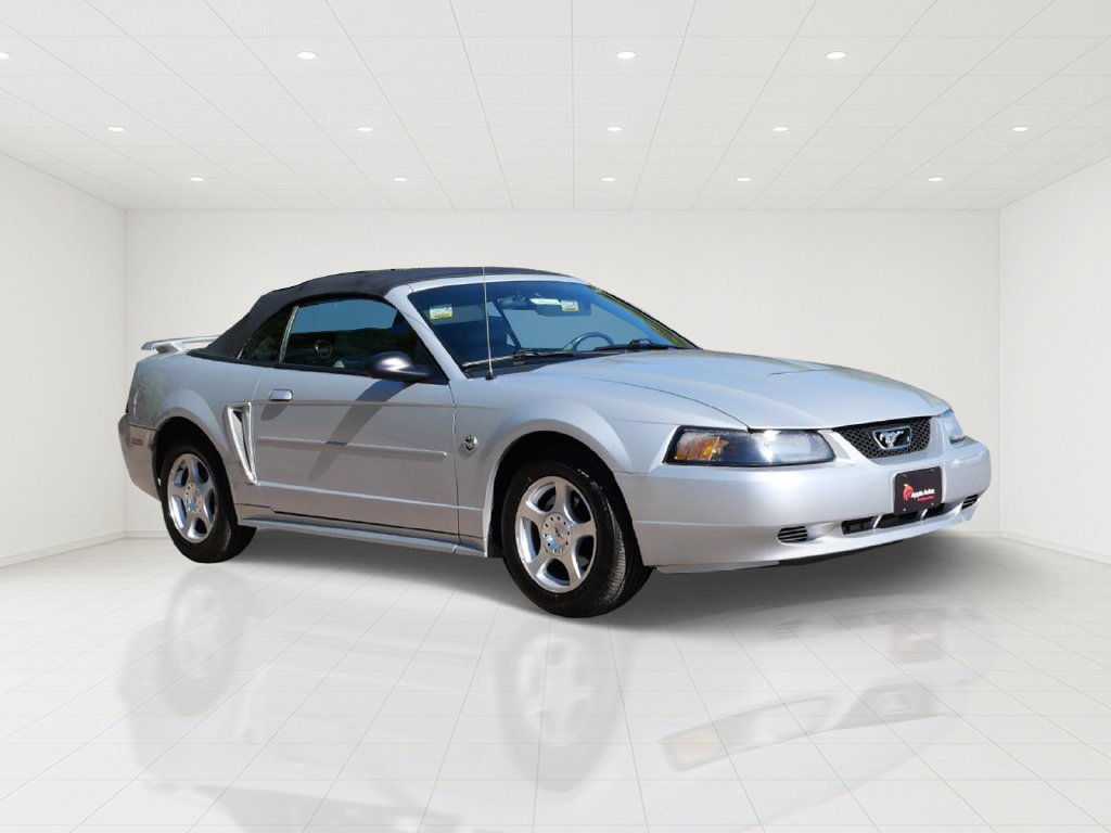 2004 Ford Mustang