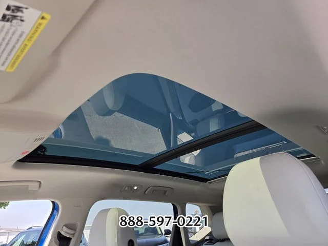 Used 2025 Blue Volkswagen 1.5T SE image 11