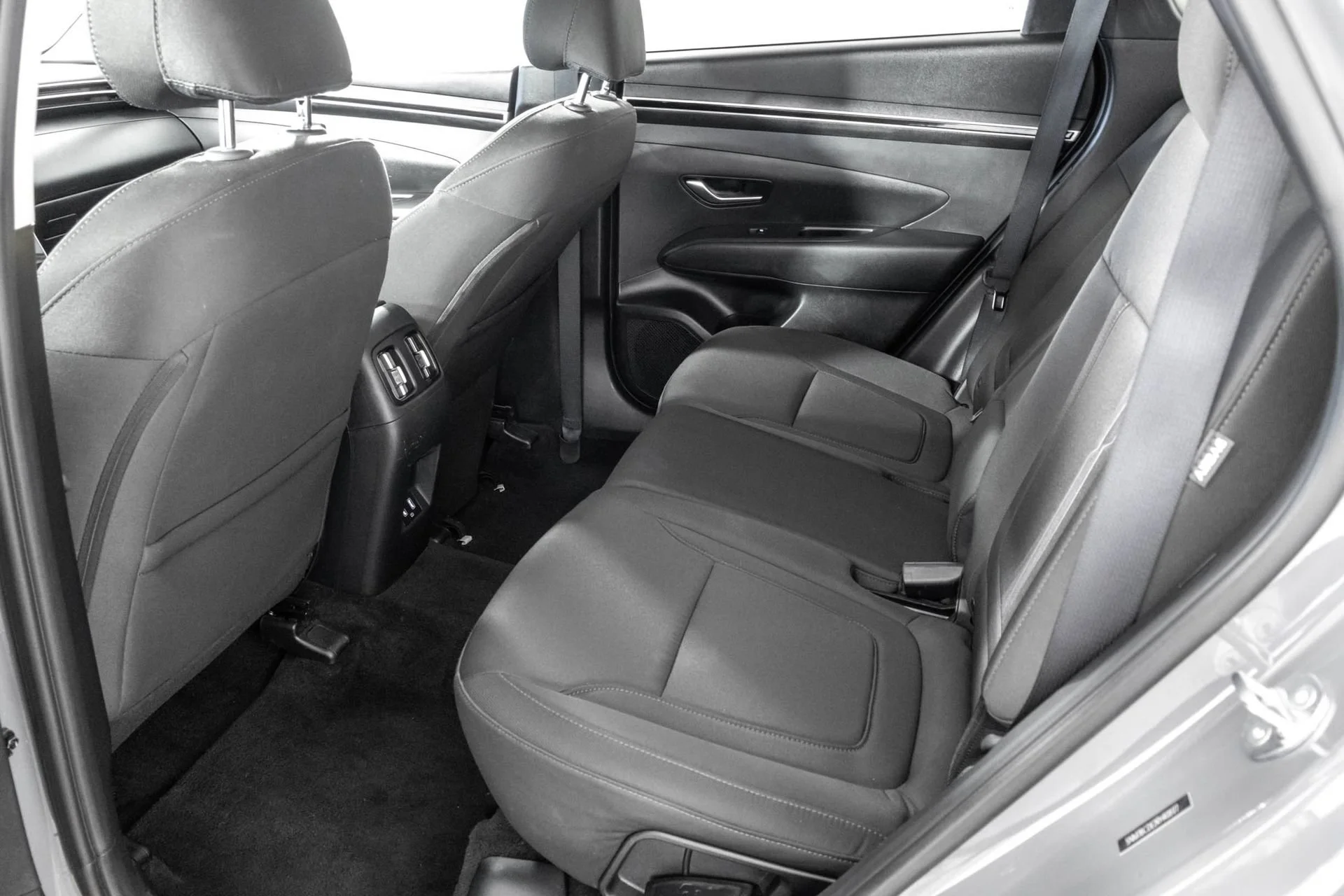 Used 2024  Hyundai SEL image 37