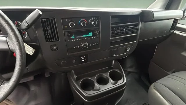 Used 2024 Summit White GMC Work Van image 26