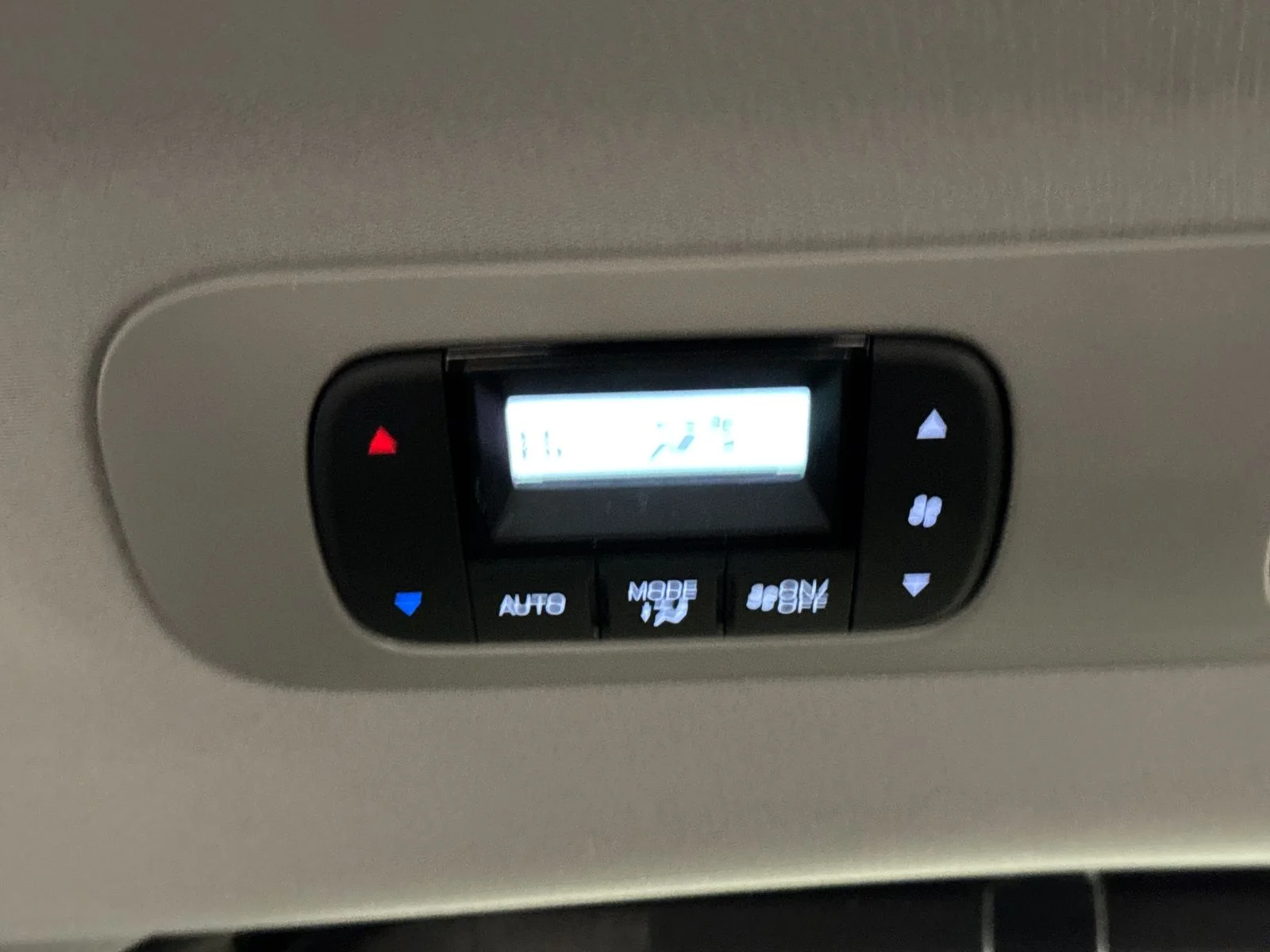 2023 Honda Odyssey Touring - Photo 25