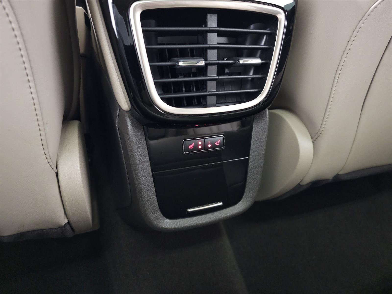 Used 2021 Blue Lincoln Reserve image 31