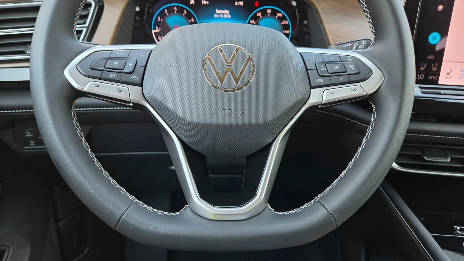 New 2026 Pure Gray Volkswagen 2.0T SE w/Technology image 27