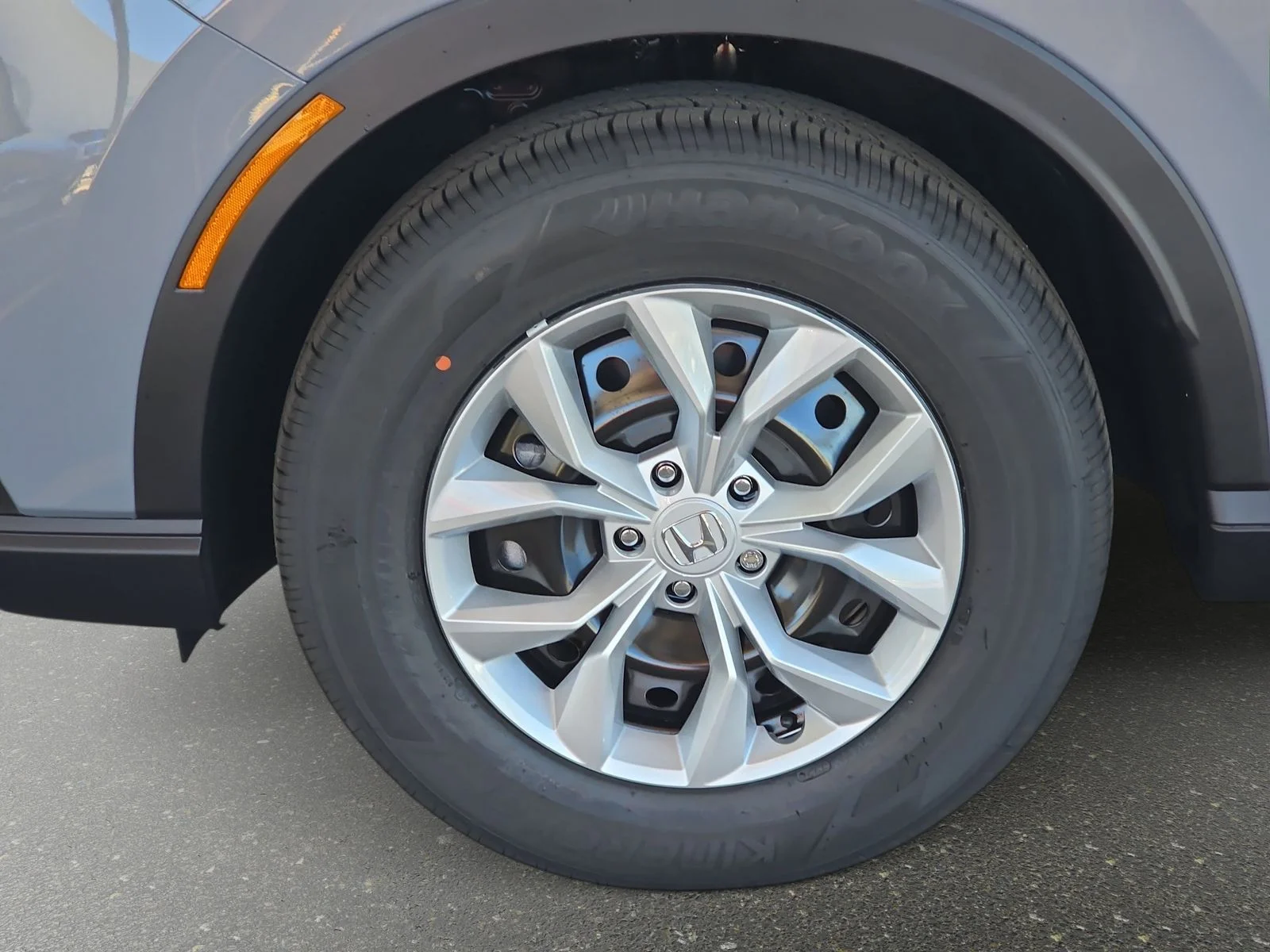 New 2026 Urban Gray Pearl Honda LX image 29