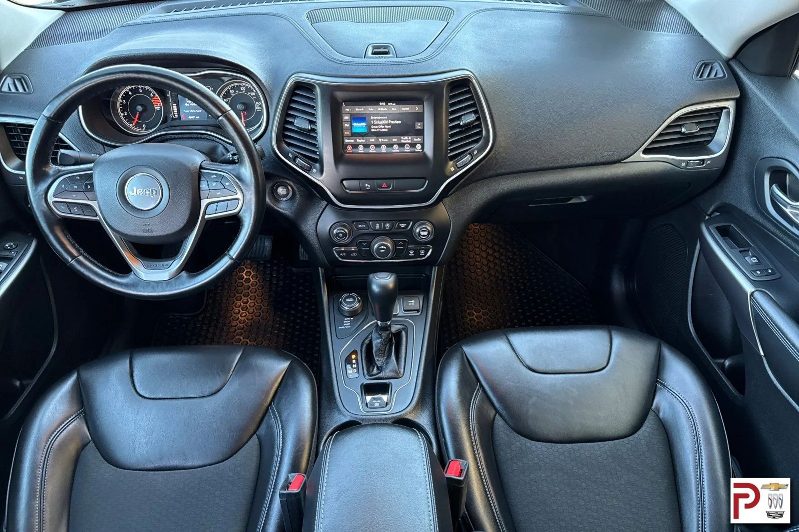 Used 2020 Gray Jeep Latitude Plus image 14
