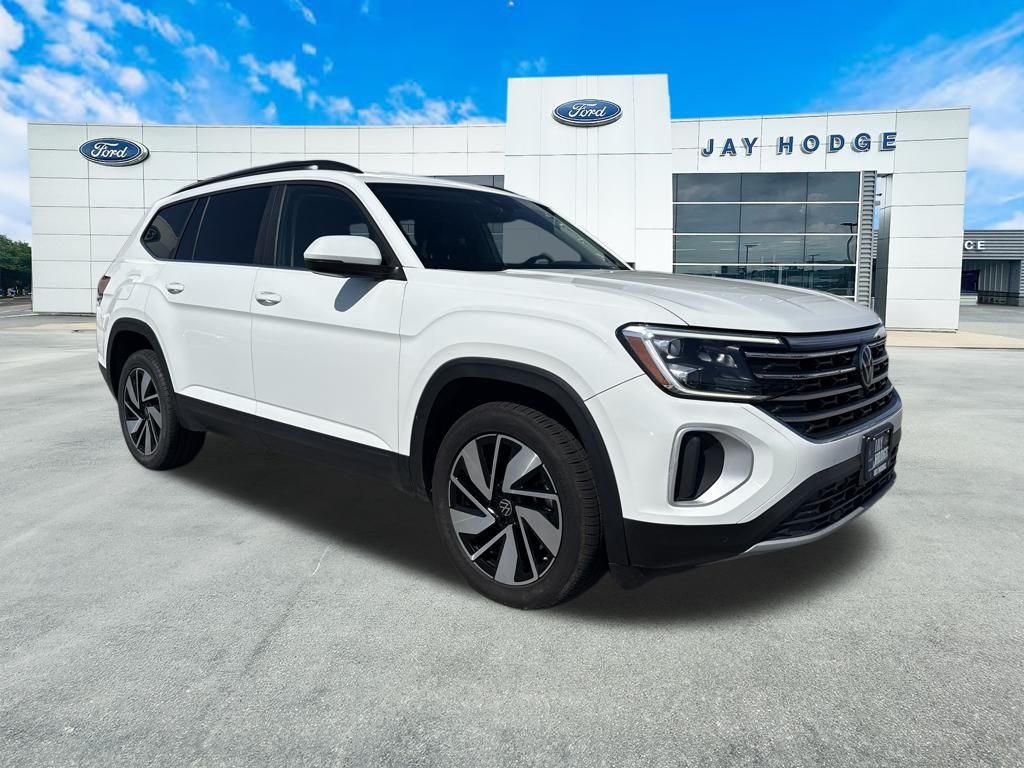 2024 Volkswagen Atlas SE w/Tech