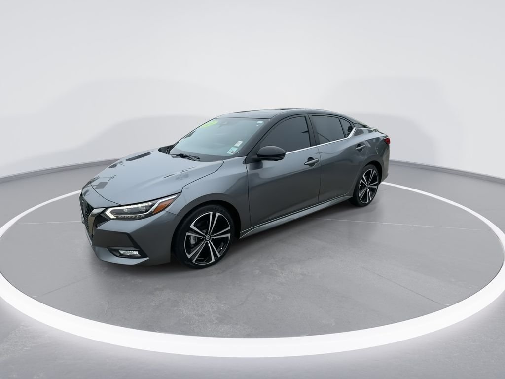 Used 2021 Gray Nissan SR image 4