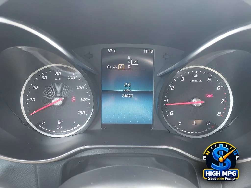 Used 2020 Silver Mercedes-Benz GLC 300 image 27
