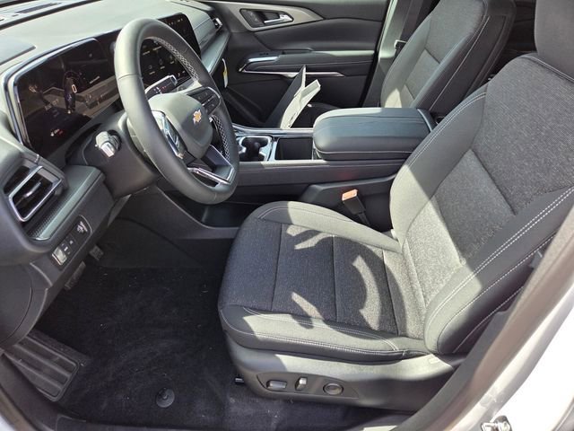 New 2026 Summit White Chevrolet LT image 6