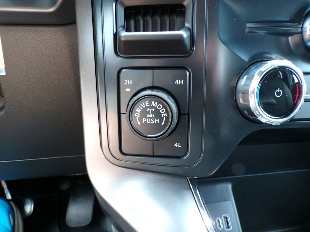 New 2026 Avalanche Ford XLT image 18