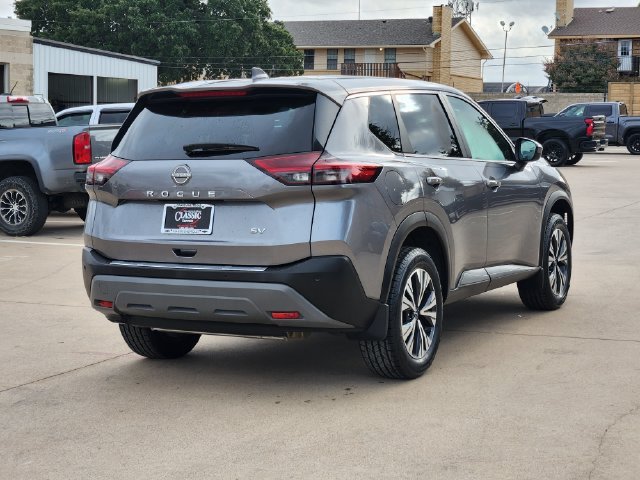 Used 2023 Gray Nissan SV image 14
