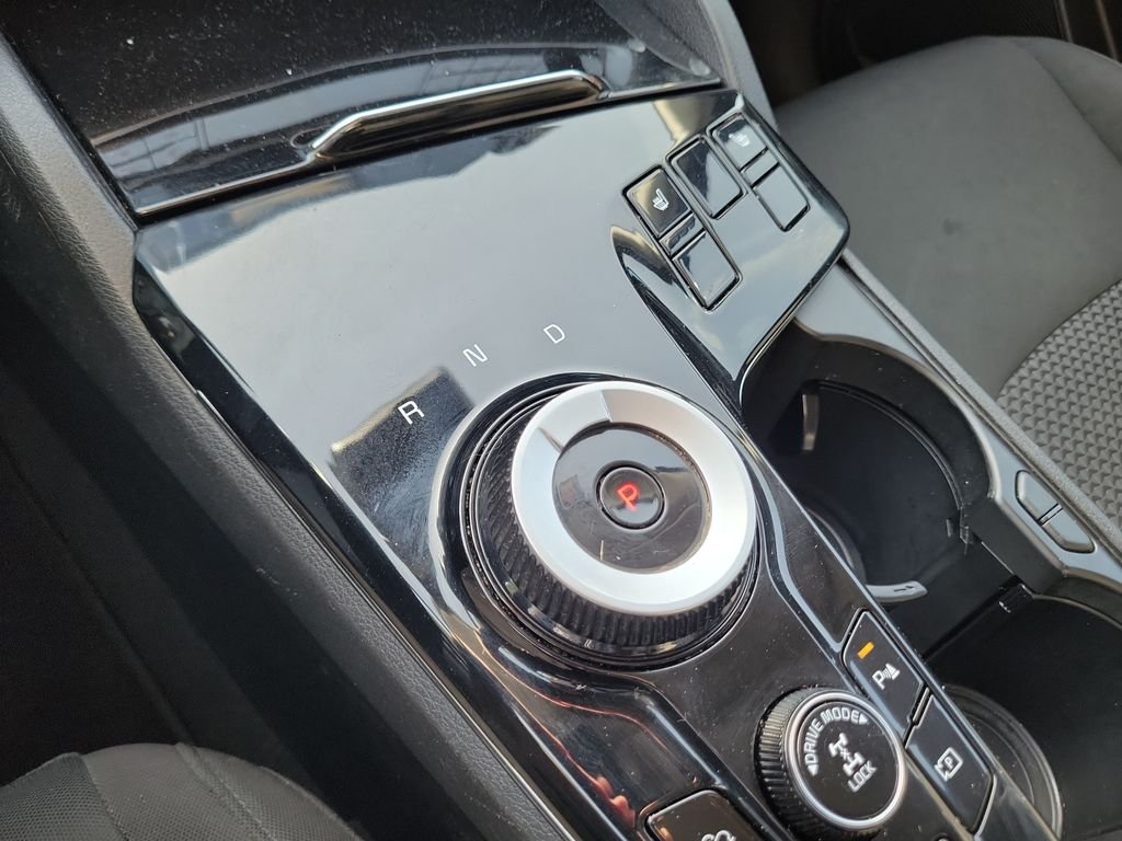 Used 2023 Fusion Black Kia LX image 35