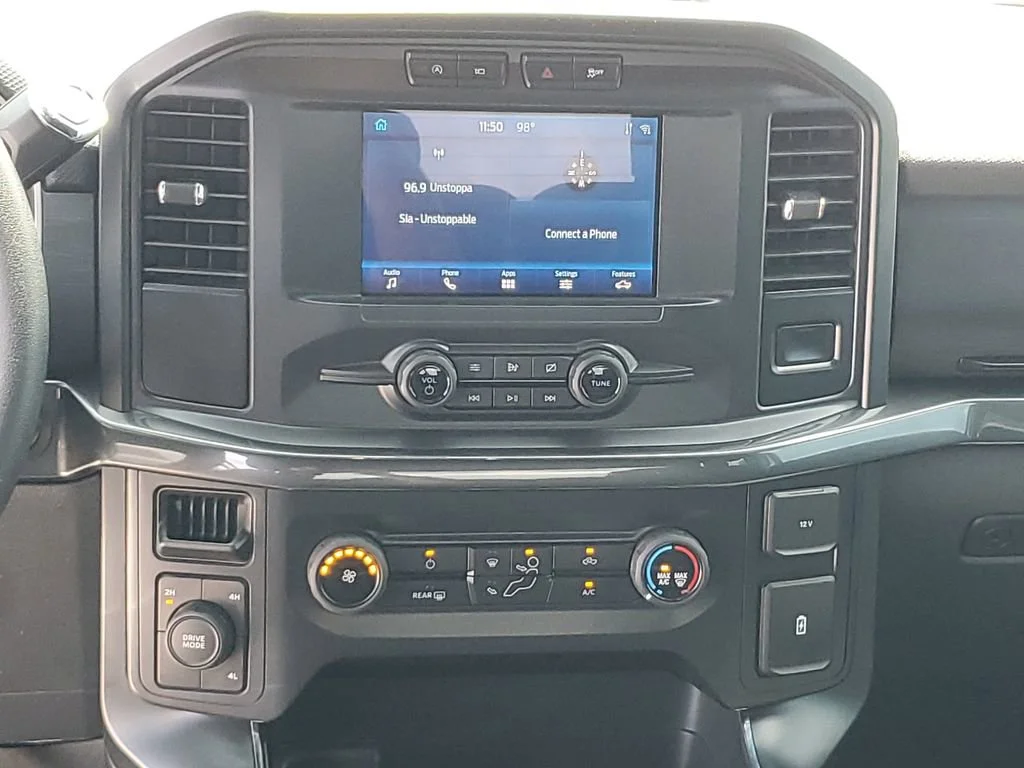 Used 2021 White Ford XL image 15