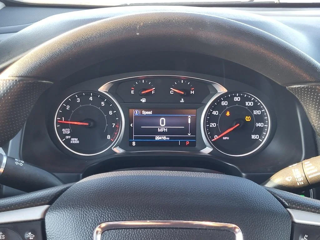 Used 2021 Midnight Blue Metallic GMC SLE image 12