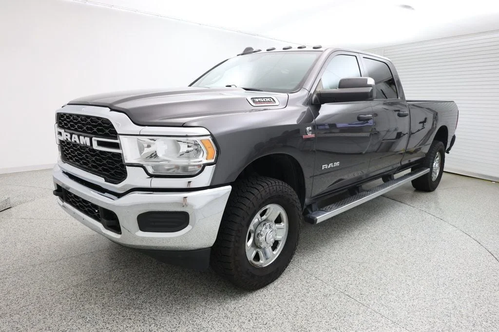 Used 2019 Granite Crystal Metallic Clearcoat Ram Tradesman 4x4 Crew Cab 8