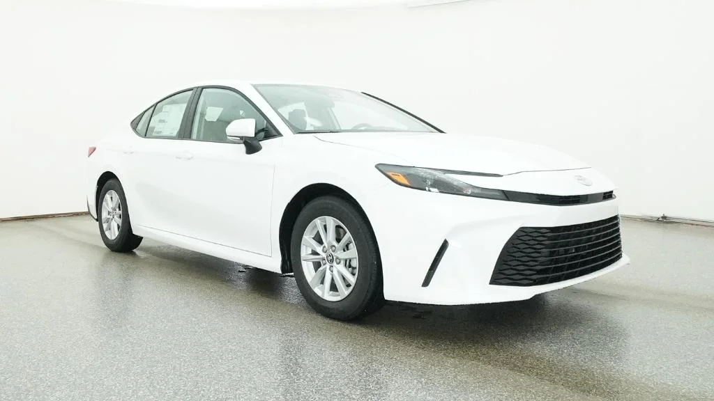 New 2026 Ice Cap Toyota LE image 25