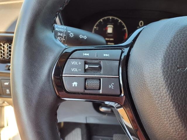 Used 2025  Honda  image 28