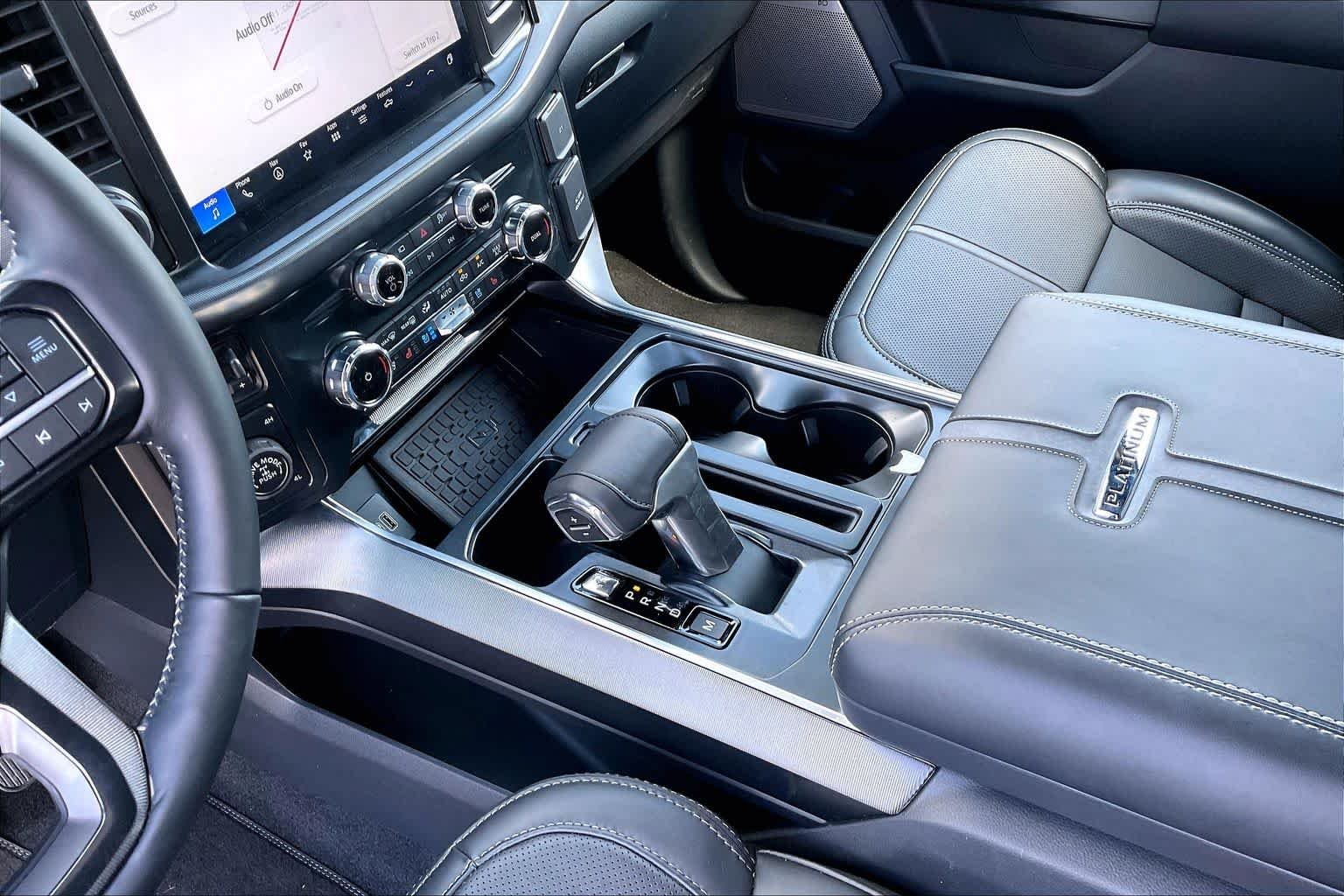 2026 Ford F-150 Platinum - Photo 7