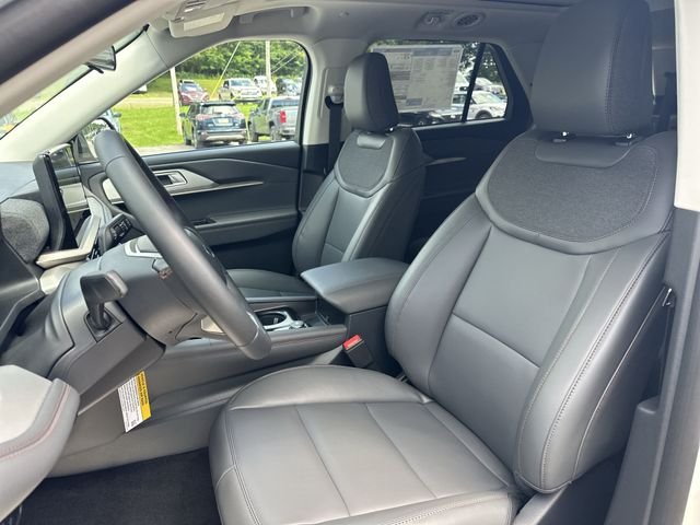 New 2026 Star White Metallic Tri-Coat Ford Active image 15