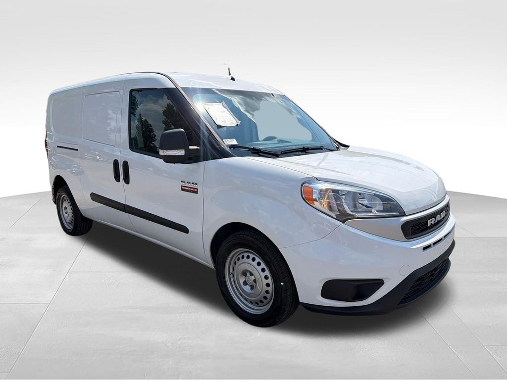 Used 2022 White Ram Base image 7