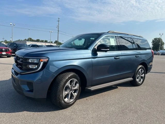 New 2027 Nocturnal Blue Metallic Ford Active image 31