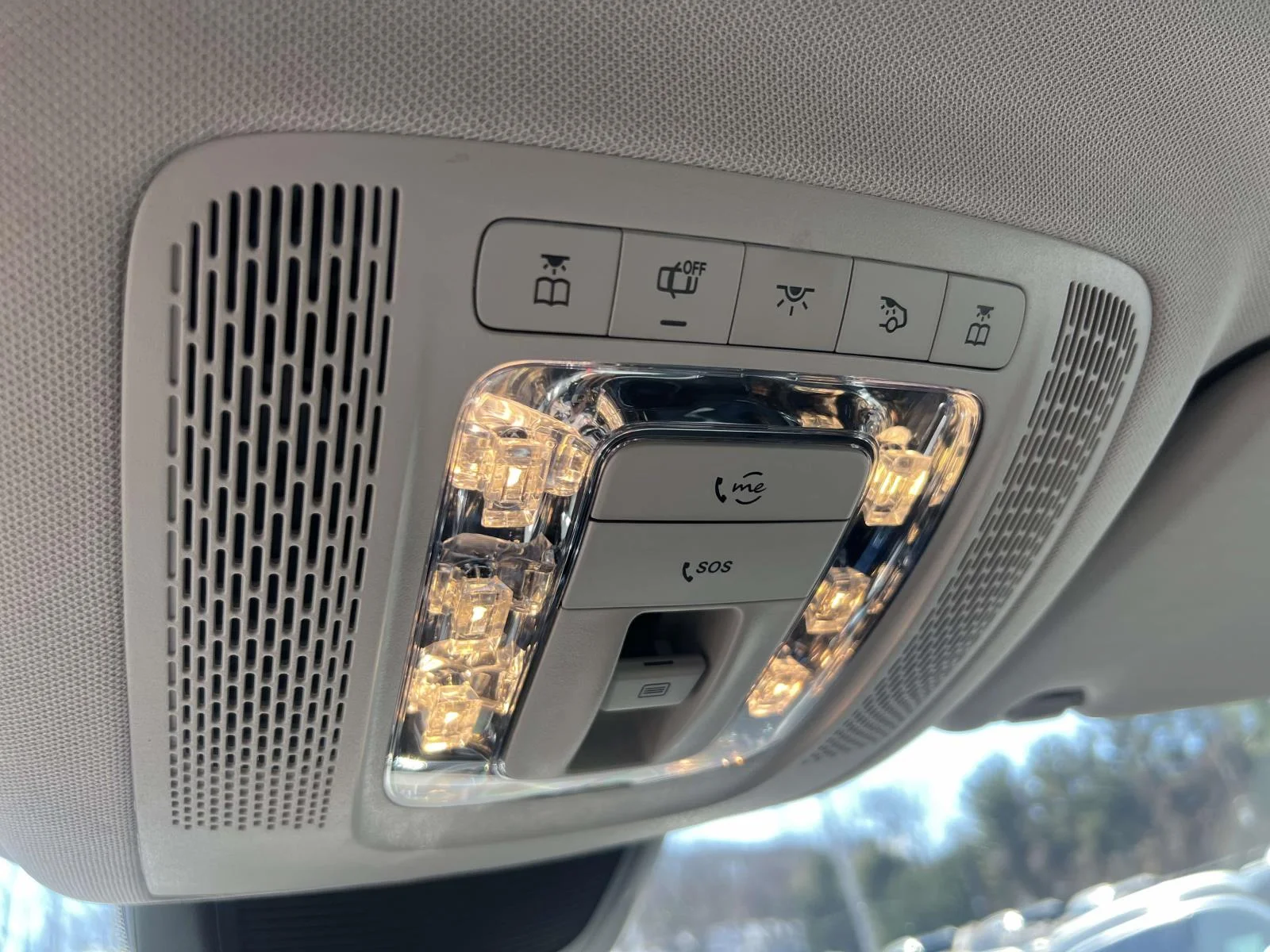 Certified Used 2023  Mercedes-Benz GLS 450 image 37