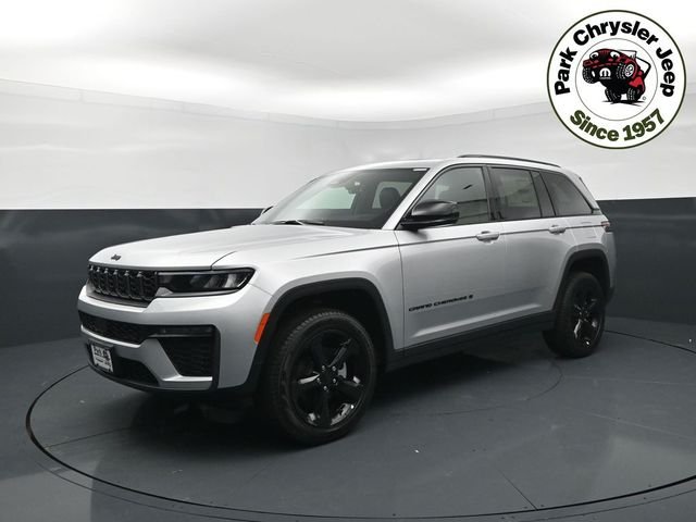 New 2026 Silver Zynith Exterior Paint Jeep Limited image 2