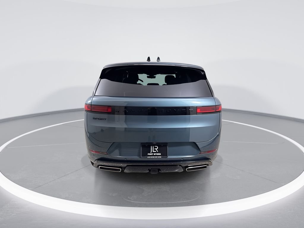 New 2026 GIOLA GRN MET Land Rover Dynamic SE image 7
