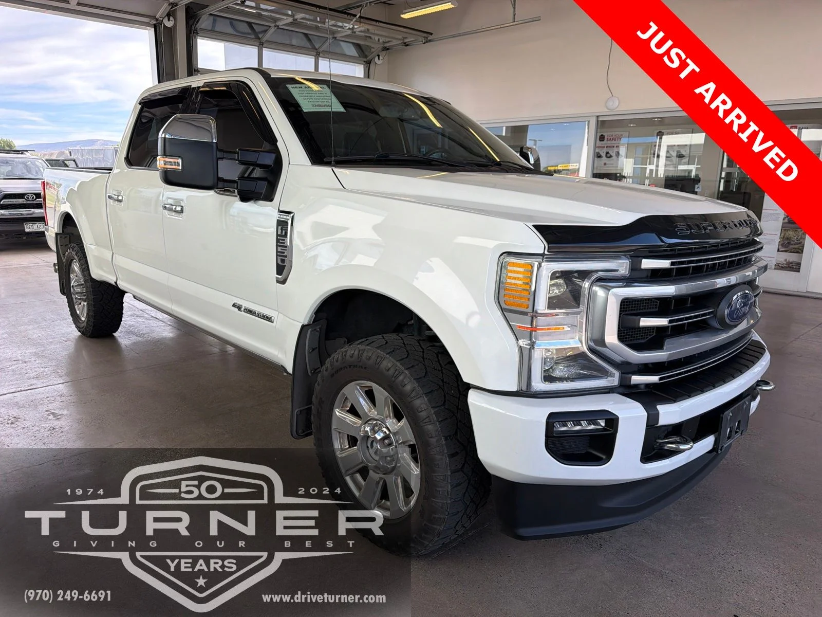 2020 Ford F-350 Platinum 4x4 Crew Cab 176 in SRW's photo