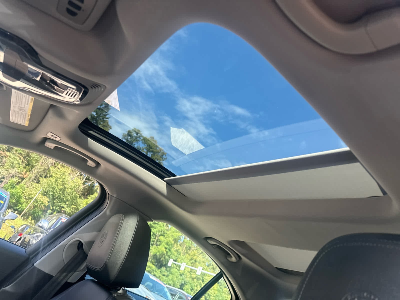 Used 2019  Alfa Romeo Ti image 6