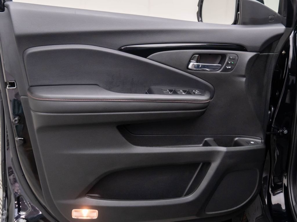 2026 Honda Ridgeline Black Edition - Photo 14