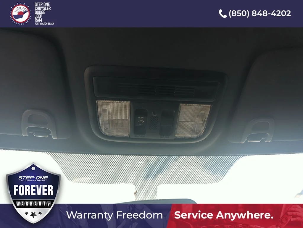 Used 2017 Black Honda Si image 26