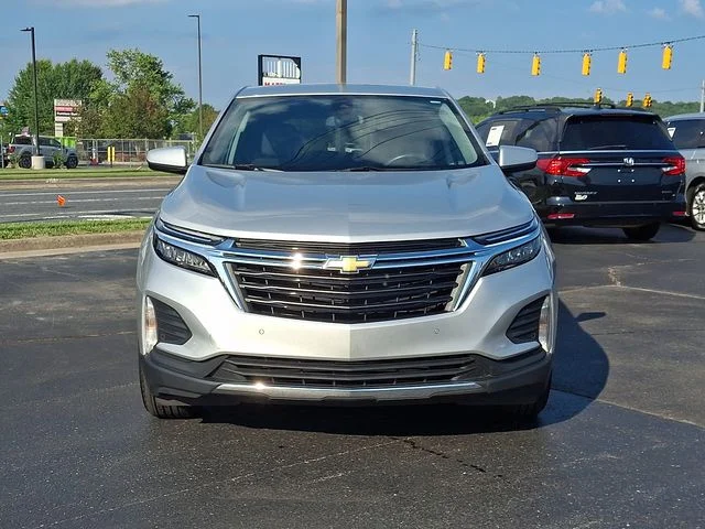 Used 2022 Silver Chevrolet LT image 2