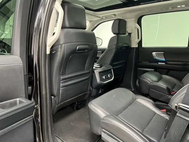 Used 2025 Black Ford Platinum image 43