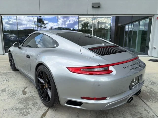 Used 2019 GT Silver Metallic Porsche Carrera 4S image 5