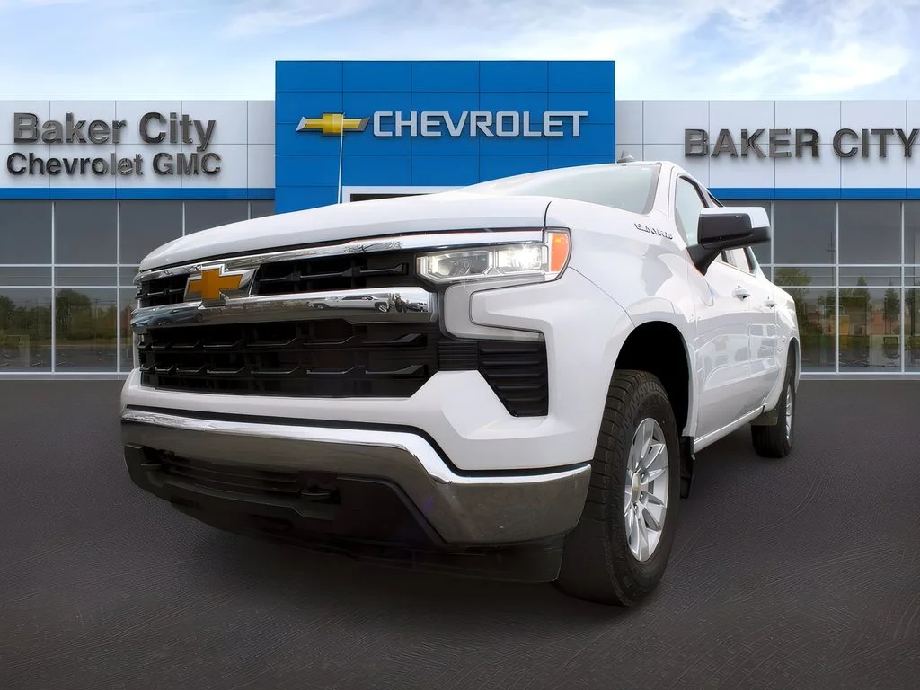 Used 2023 Summit White Chevrolet LT image 37