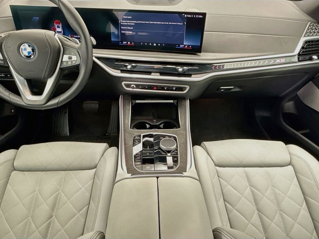 2026 BMW X5 50e - Photo 13