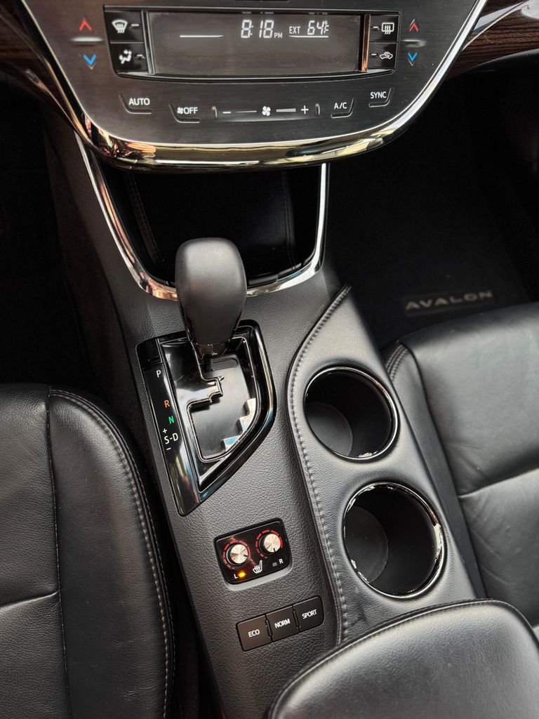 Used 2013 Attitude Black Metallic Toyota XLE Touring image 20